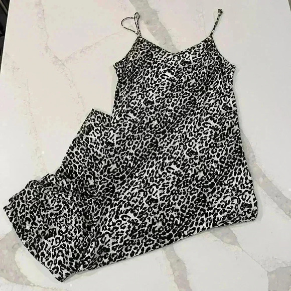 Pistola Mari Leopard Print V Neck Side Split Midi Slip Dress Women’s Size Medium - Picture 1 of 6